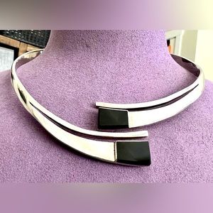 Vintage Sterling Silver Taxco Hinged Onyx Collar